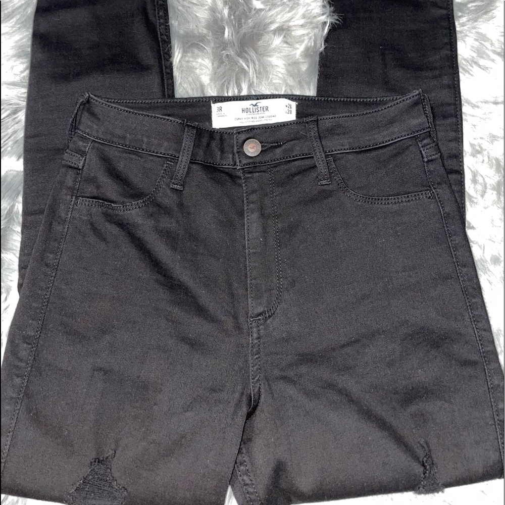 Hollister High-Rise Skinny Jeans
